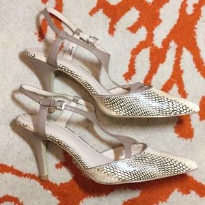 Tahari faux snake heels SZ 9